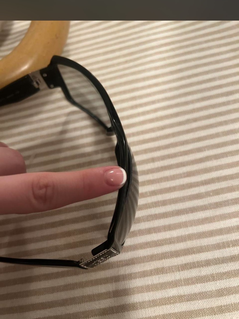 Chanel rhinestone sunglasses - Picture 6 of 7